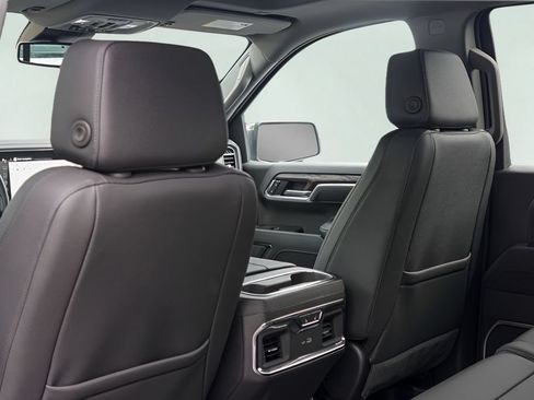 New 2026 GMC Sierra 1500 SLT AWD/4WD image 19