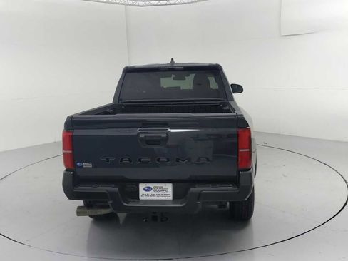Used 2025 Toyota Tacoma SR image 9