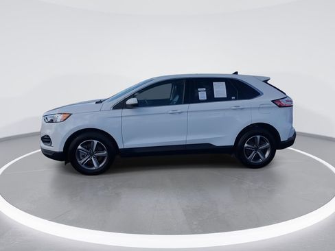 Used 2024 Ford Edge SEL w/ Convenience Package image 5
