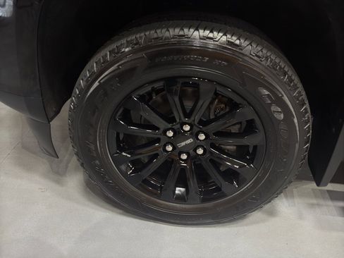 Used 2022 GMC Canyon Elevation w/ Elevation Premium Package image 9