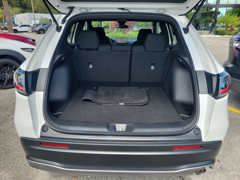 Used 2025 Honda HR-V Sport image 5