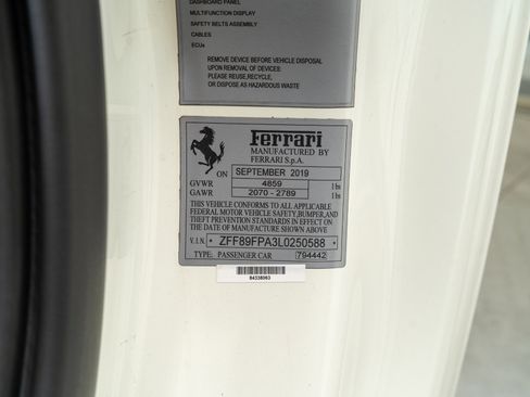 Used 2020 Ferrari Portofino image 20