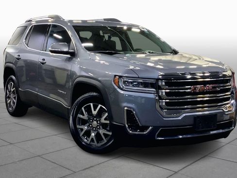 Used 2021 GMC Acadia SLE w/ Driver Convenience Package image 3