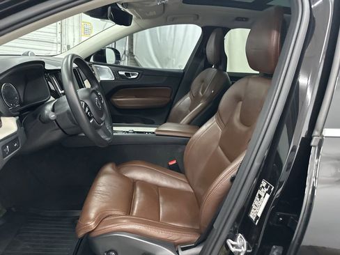 Used 2018 Volvo XC60 T6 Inscription w/ Luxury Seat Package image 15