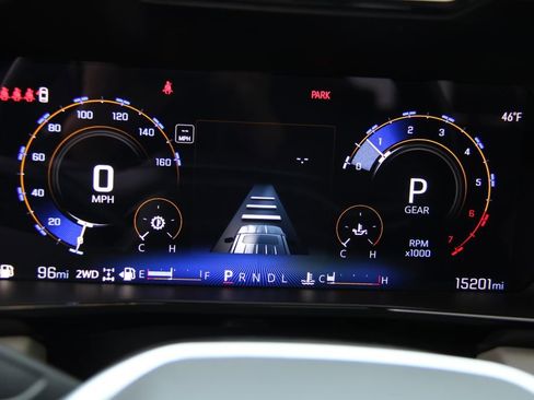 Certified 2024 Chevrolet Colorado ZR2 w/ ZR2 Bison Edition image 17