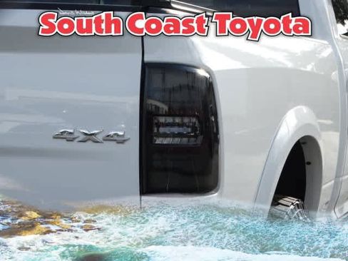 Used 2018 RAM 2500 Laramie image 12