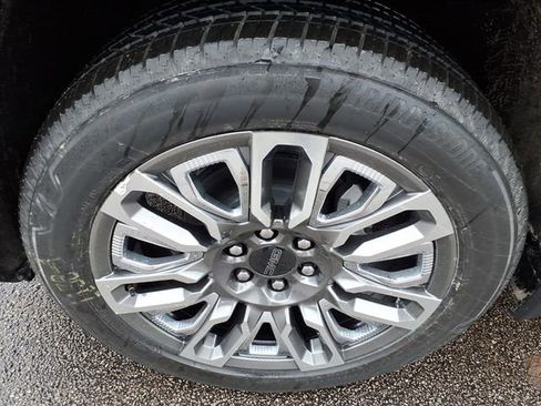 New 2026 GMC Sierra 1500 Denali Ultimate image 13