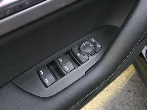 Used 2023 Chevrolet Blazer LT w/ Convenience Package FWD image 10