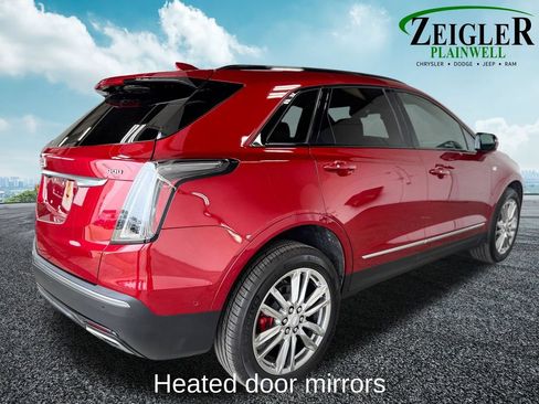 Used 2025 Cadillac XT5 Sportv w/ Technology Package AWD/4WD image 6