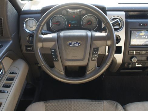 Used 2010 Ford F150 XLT image 5