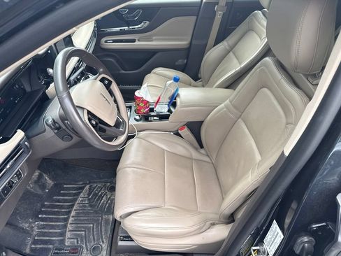 Used 2020 Lincoln Corsair Reserve w/ Equipment Group 202A AWD/4WD image 13