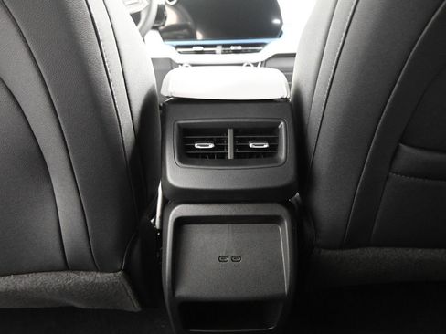 Used 2026 Chevrolet Equinox EV LT image 23