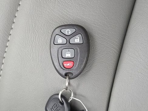 New 2026 GMC Savana 2500 w/ Enhanced Convenience Package RWD image 32