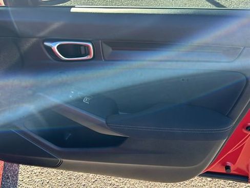 Used 2025 Honda Civic Sport image 10