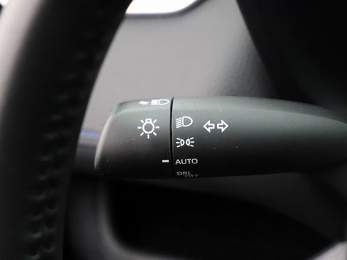 Used 2023 Toyota RAV4 SE image 36