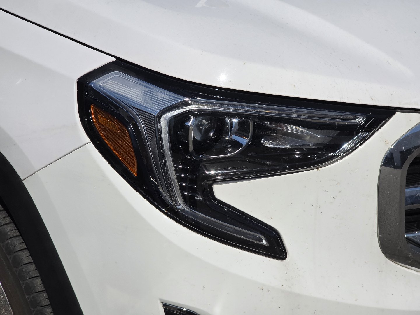 Used 2020 GMC Terrain SLT AWD/4WD image 13