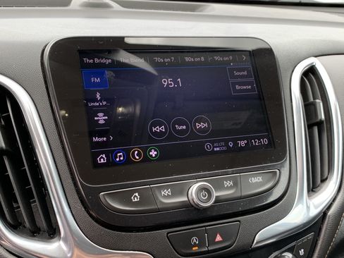 Used 2022 Chevrolet Equinox Premier FWD image 28