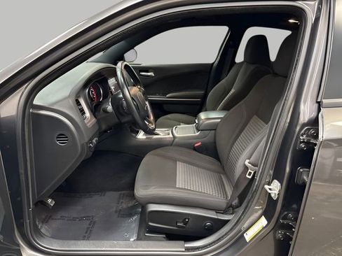 Used 2023 Dodge Charger SXT image 8