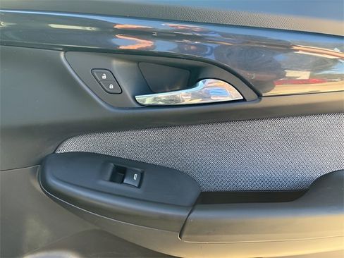 Used 2025 Chevrolet TrailBlazer LT image 15