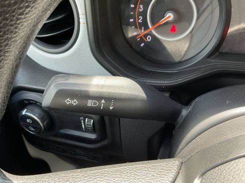 Used 2024 Jeep Gladiator Sport AWD/4WD image 30