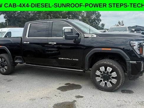 Used 2024 GMC Sierra 2500 Denali w/ Denali Reserve Package AWD/4WD image 1