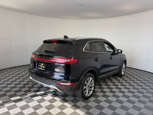 Used 2017 Lincoln MKC Select w/ Select Plus Package FWD image 24