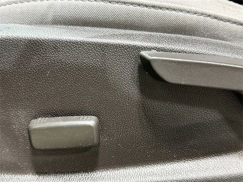 Used 2021 Chevrolet Colorado W/T w/ Custom Special Edition image 20