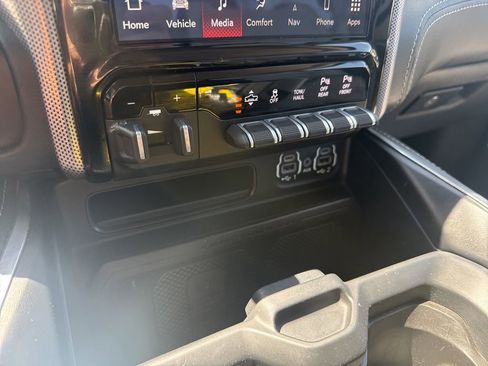 Used 2023 RAM 1500 Limited AWD/4WD image 22
