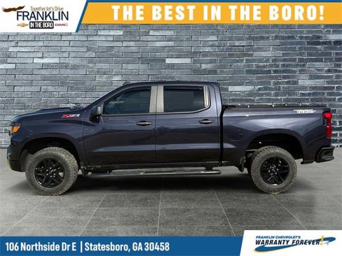 Used 2022 Chevrolet Silverado 1500 Custom Trail Boss w/ LPO, Dark Essentials Package image 2
