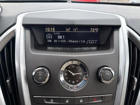 Used 2011 Cadillac SRX Luxury FWD image 18