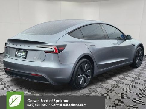 Used 2025 Tesla Model 3 Long Range image 17
