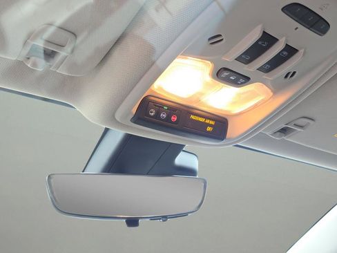 Used 2022 Buick Encore GX Essence w/ Advanced Technology Package image 24