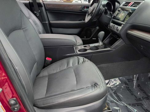Used 2016 Subaru Outback 3.6R Limited AWD/4WD image 21