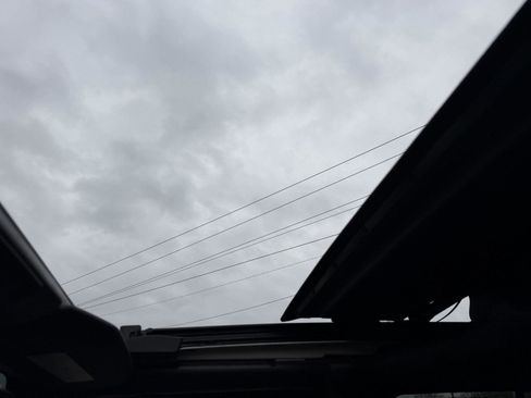 Used 2021 Jeep Wrangler Unlimited Sahara image 16