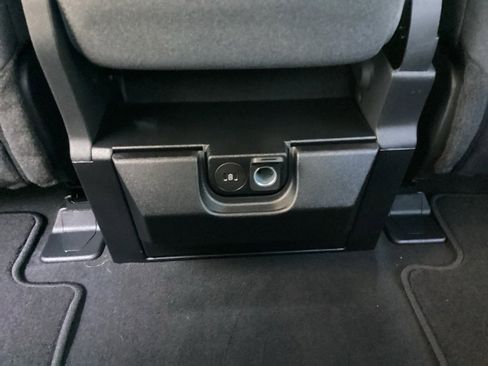 New 2025 Ford F250 XLT w/ FX4 Off-Road Package image 40