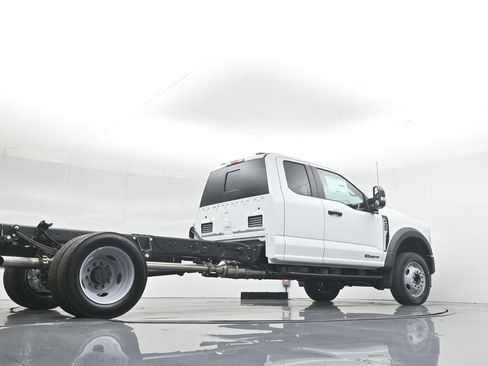 New 2026 Ford F450 XL w/ XL Chrome Package image 37