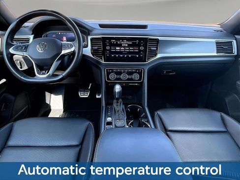 Used 2023 Volkswagen Atlas Cross Sport SEL R-Line AWD/4WD image 10