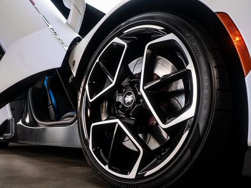 Used 2022 Maserati MC20 Coupe RWD image 17