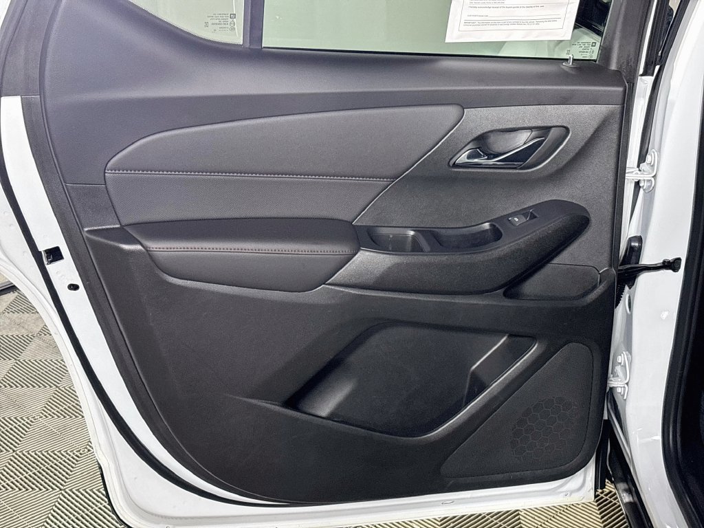 Used 2022 Chevrolet Traverse RS AWD/4WD image 18