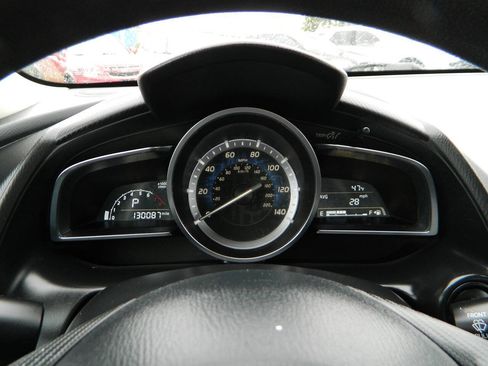 Used 2017 Toyota Yaris iA image 18