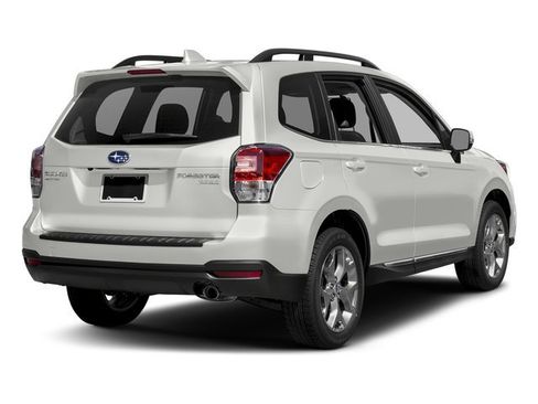 Used 2017 Subaru Forester 2.5i Touring AWD/4WD image 2