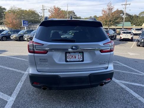 Used 2025 Subaru Ascent Touring image 4