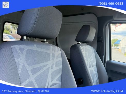 Used 2013 Ford Transit Connect XLT image 18