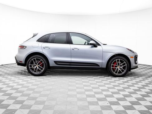Certified 2023 Porsche Macan S AWD/4WD image 8