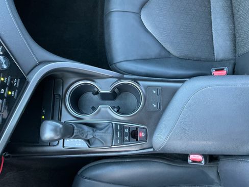 Used 2024 Toyota Camry XSE image 15