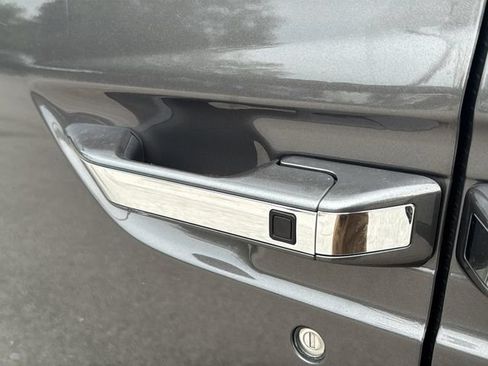 Used 2016 Honda Odyssey EX-L image 11