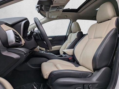 Used 2023 Subaru Outback Limited image 13