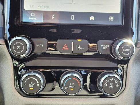 New 2026 RAM 1500 Express image 13