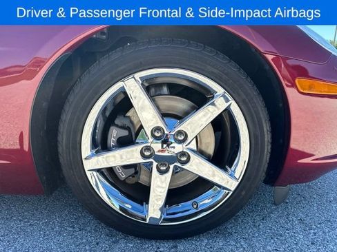 Used 2007 Chevrolet Corvette Coupe w/ Preferred Equipment Group RWD image 13