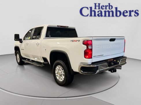 Used 2024 Chevrolet Silverado 3500 LT w/ Snow Plow Prep/Camper Package AWD/4WD image 3